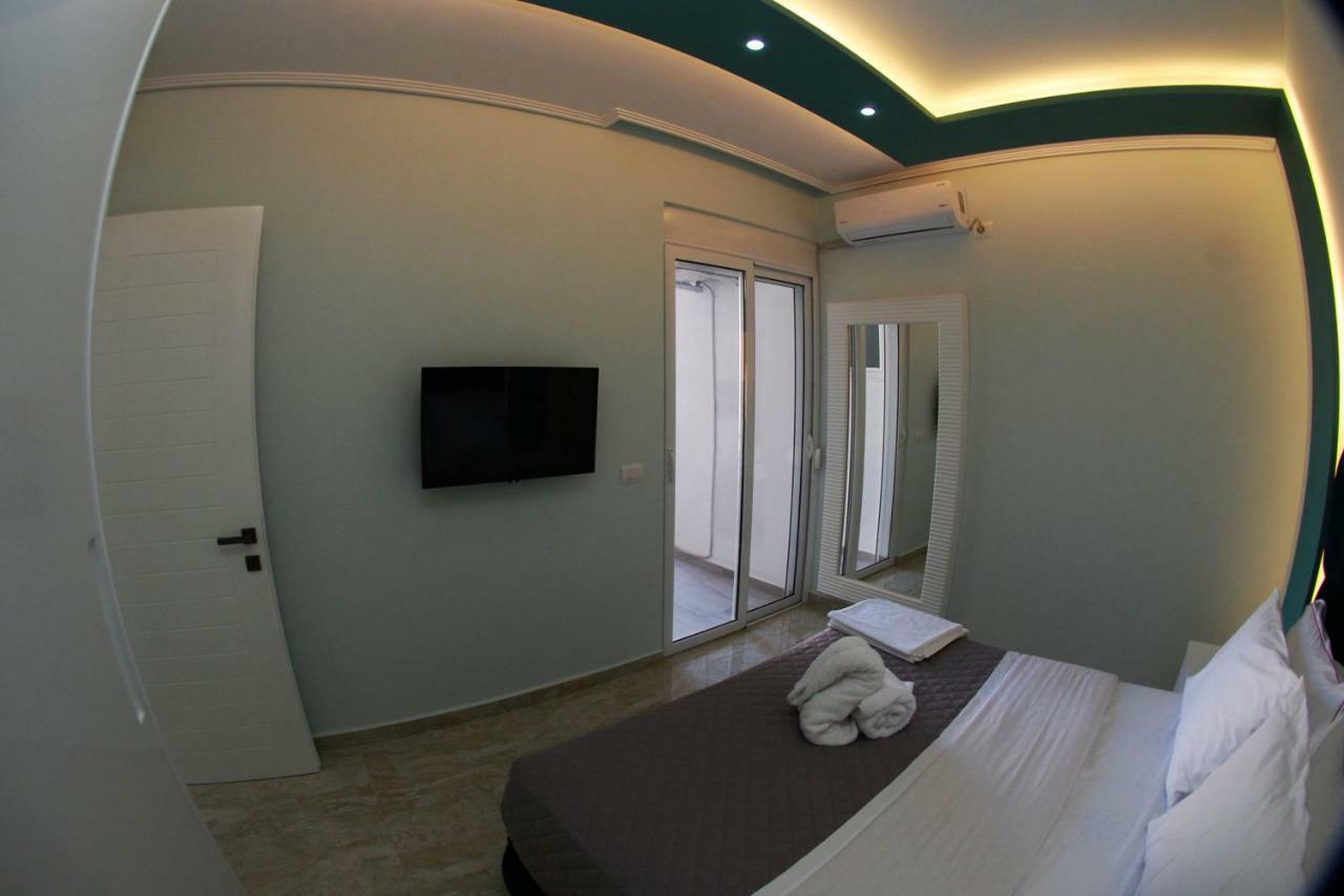 Oceanic Luxury Apartments Саранда Экстерьер фото